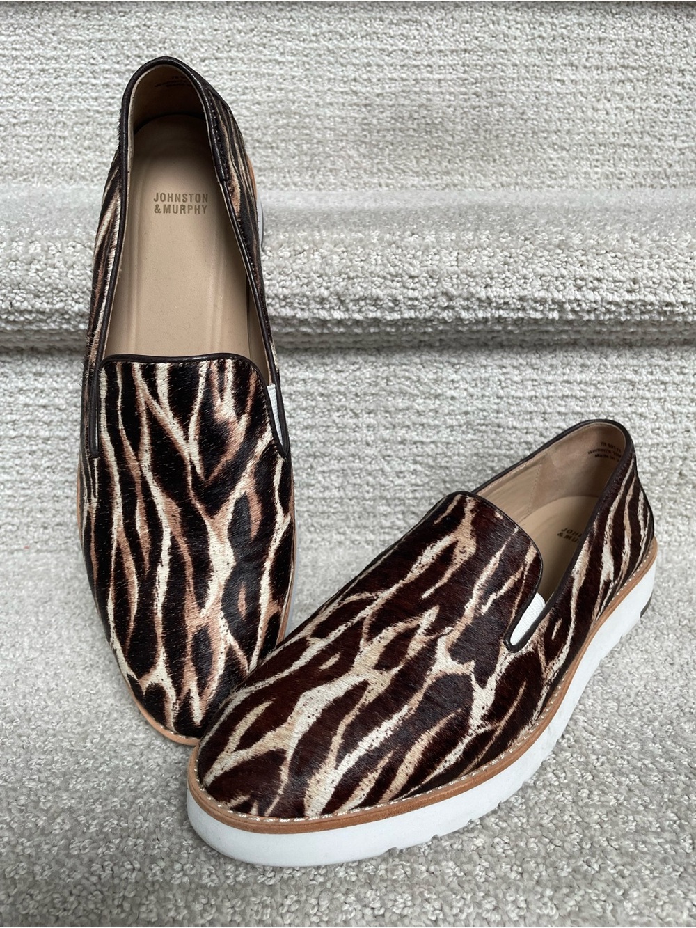 Johnston & Murphy Penelope Zebra Calf Hair Slip-On Loafers Size 10 Animal Print